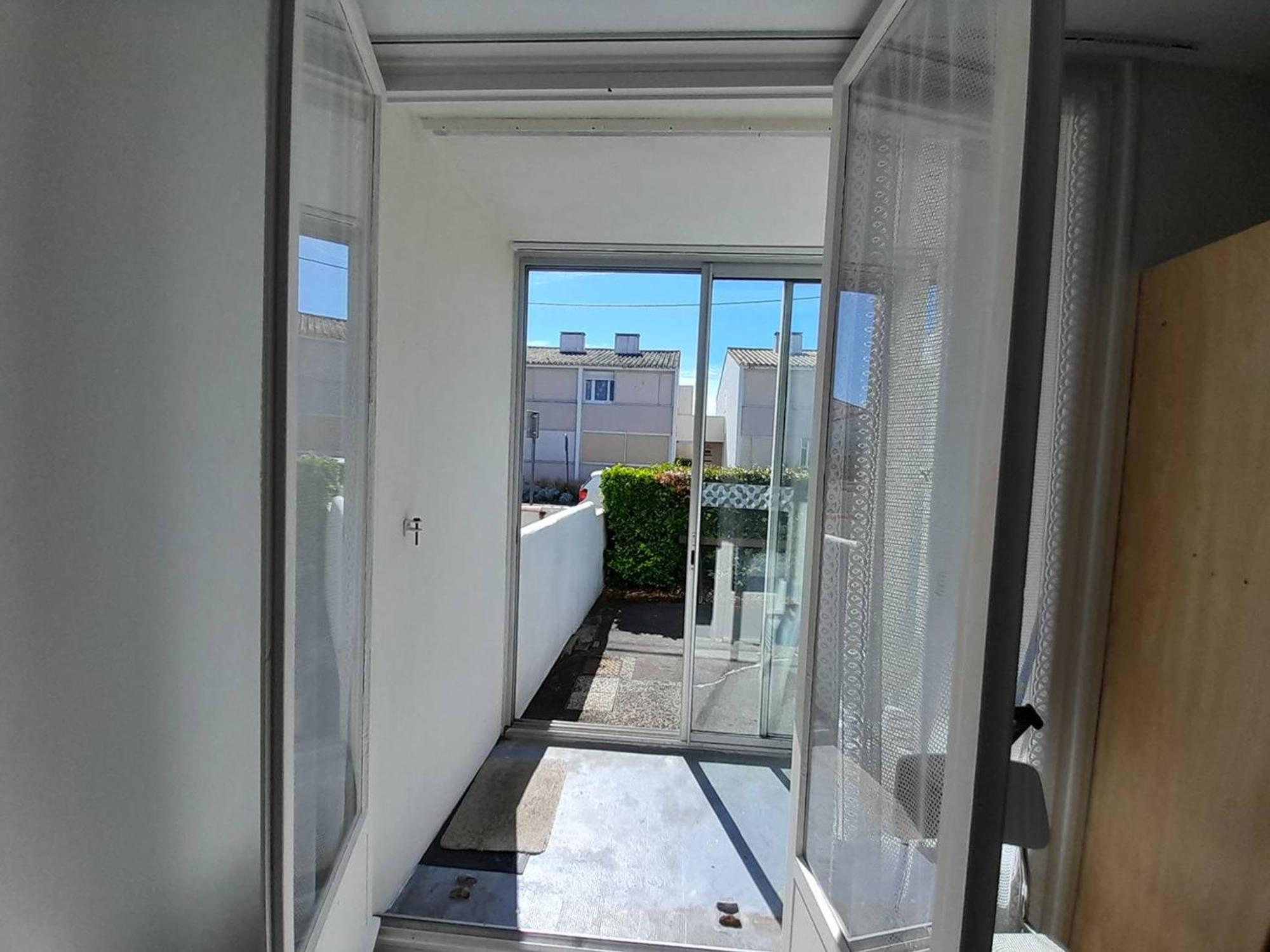 Studio Cosy Avec Jardin, Proche Plage Et Commerces - Fr-1-324A-5 圣伊莱尔·德列 外观 照片